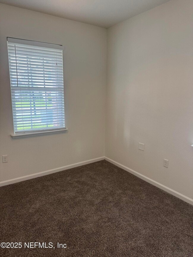 Building Photo - 12248 Woodview Dr