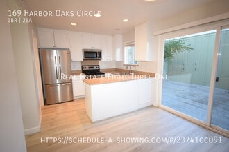 Building Photo - 169 Harbor Oaks Cir