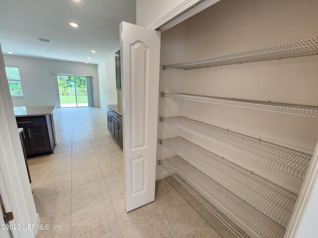Building Photo - 3256 Crocus Ln