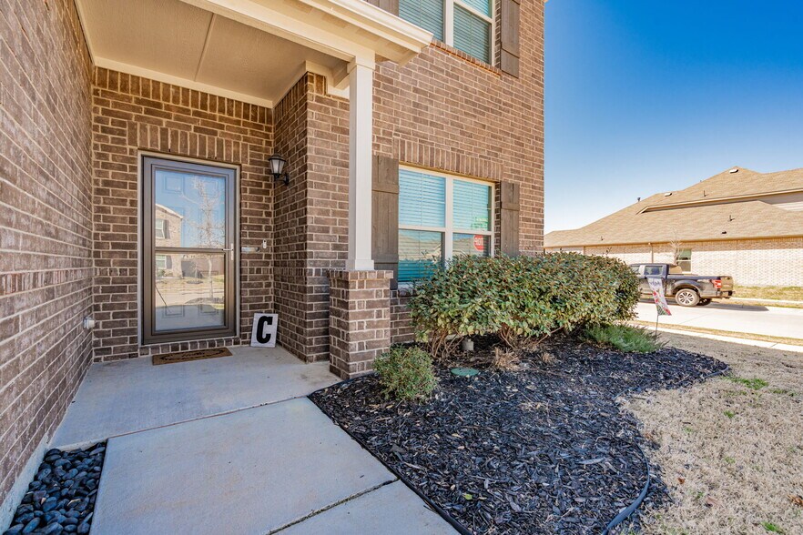 Building Photo - 1812 Damianita Dr