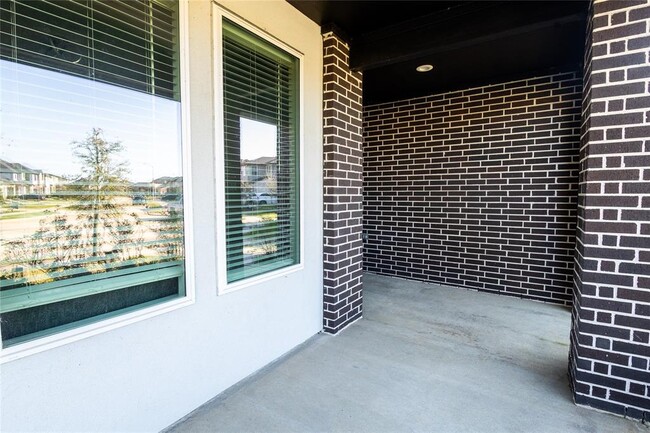 Building Photo - 29235 Alpine Garden Dr