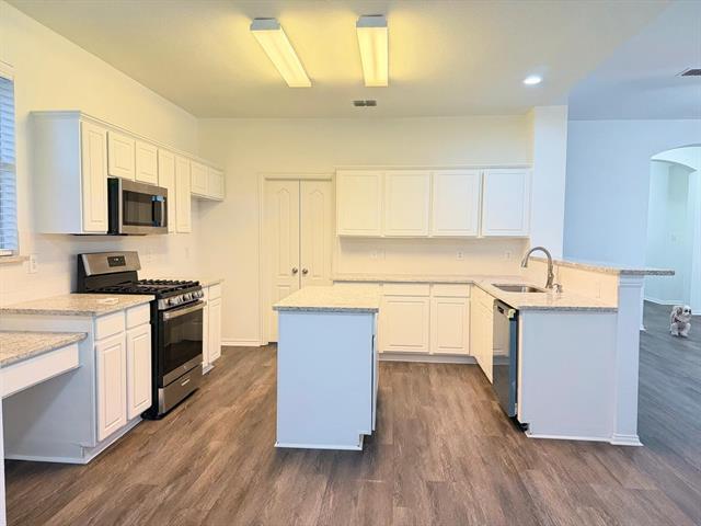 Building Photo - 4506 Julian Dr