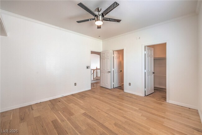 Building Photo - 10227 Sunset Gardens Dr