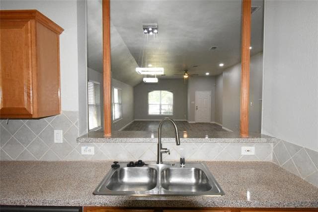 Building Photo - 10020 Chapel Rock Dr