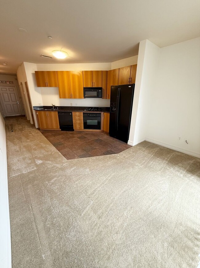 Building Photo - 1 Bed/ 1 Bath Condo for Rent at Park Blvd....