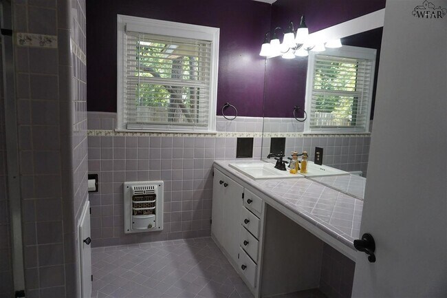 Building Photo - 1607 Arlington St