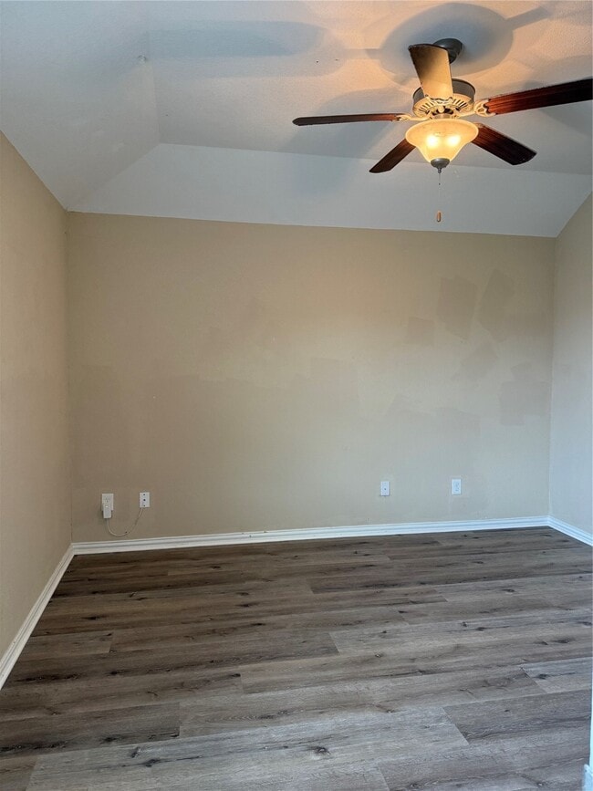 Building Photo - 11210 Royal Rock Ct