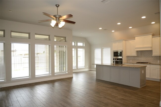 Building Photo - 10511 Forfar Ln