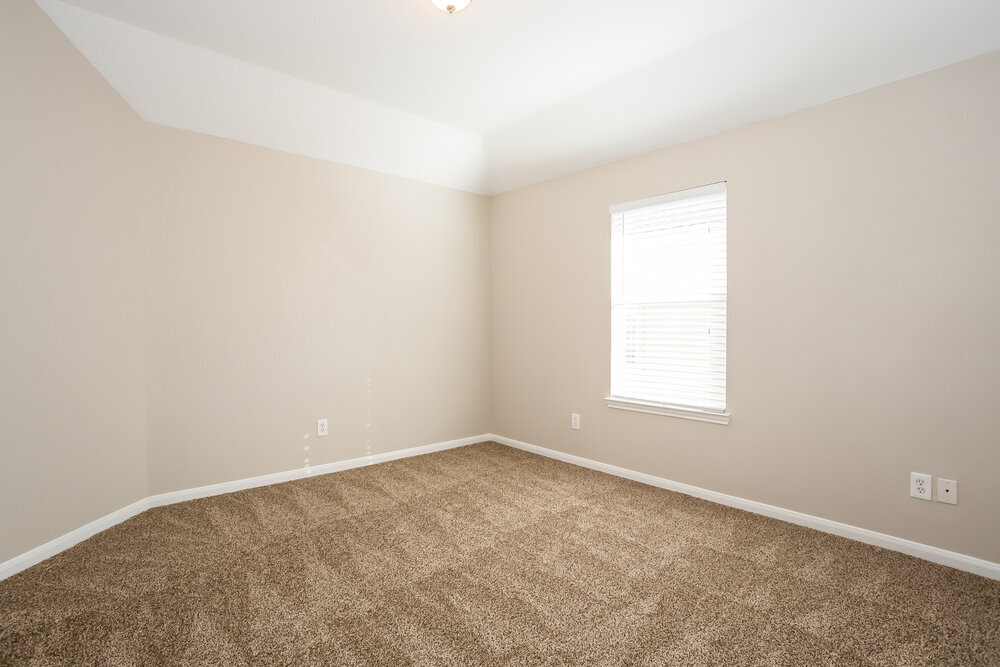 Building Photo - 6015 Starbrook Creek Dr