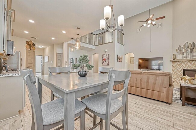 Building Photo - 127 Teralyn Grv Lp