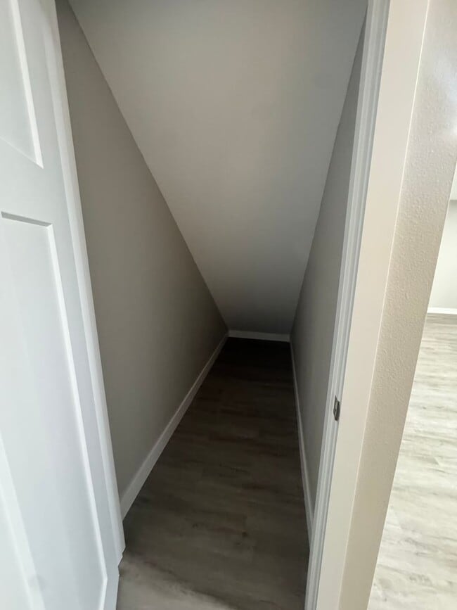 Building Photo - Luxury Home with Attached 2 Car Garage and finished basement!