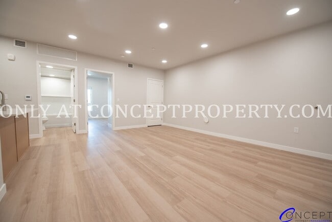 Building Photo - Brand-New Luxury Living with Mountain Charm at Studio Crossing - ***ONE MONTH RENT FREE(oac)***