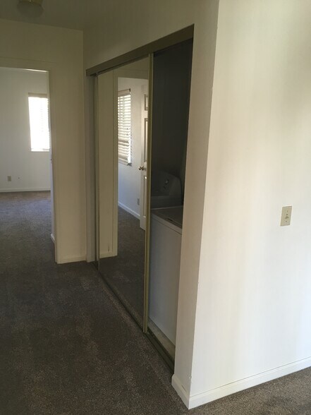 Building Photo - 1420 Slater Street