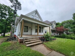 Building Photo - 1200 S 7th St