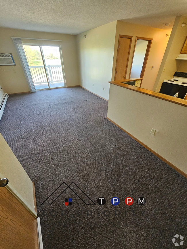 Building Photo - ** MOVE IN SPECIAL **
2 Bedroom | 1 Bathro...