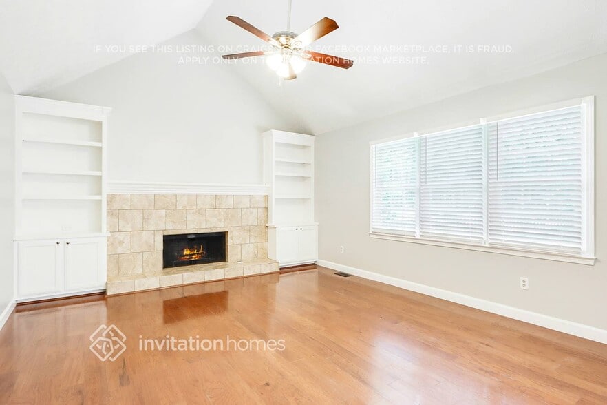 Building Photo - 3206 Elizabeth Ln