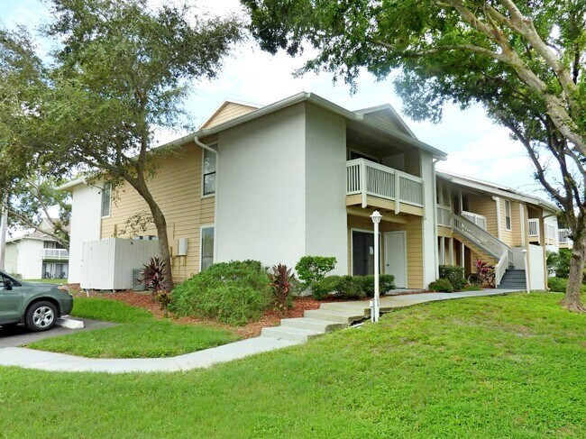 Building Photo - 455 Alt 19