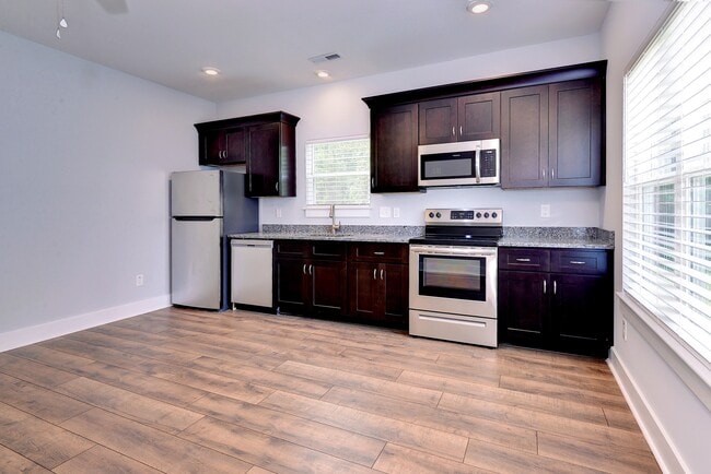 Building Photo - 108 Magruder Ave