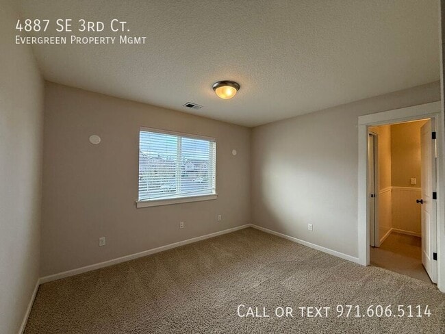 Building Photo - 4887 SE 3rd Ct