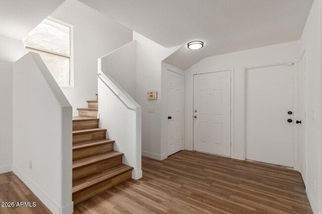 Building Photo - 12626 W Paradise Dr