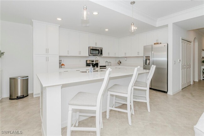 Building Photo - 6034 National Blvd