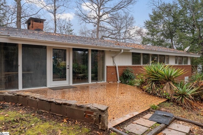 Building Photo - 103 Robinall Dr