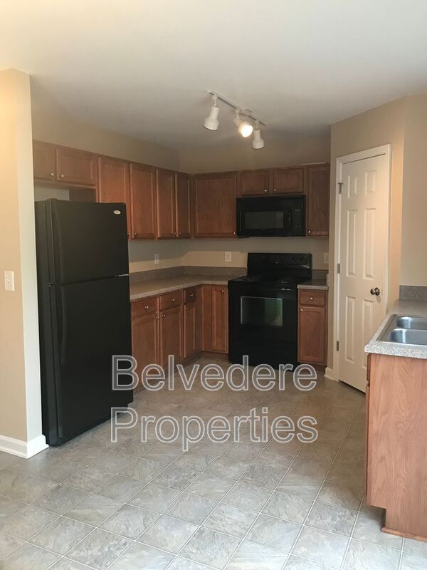 Building Photo - 39 Ackland Dr