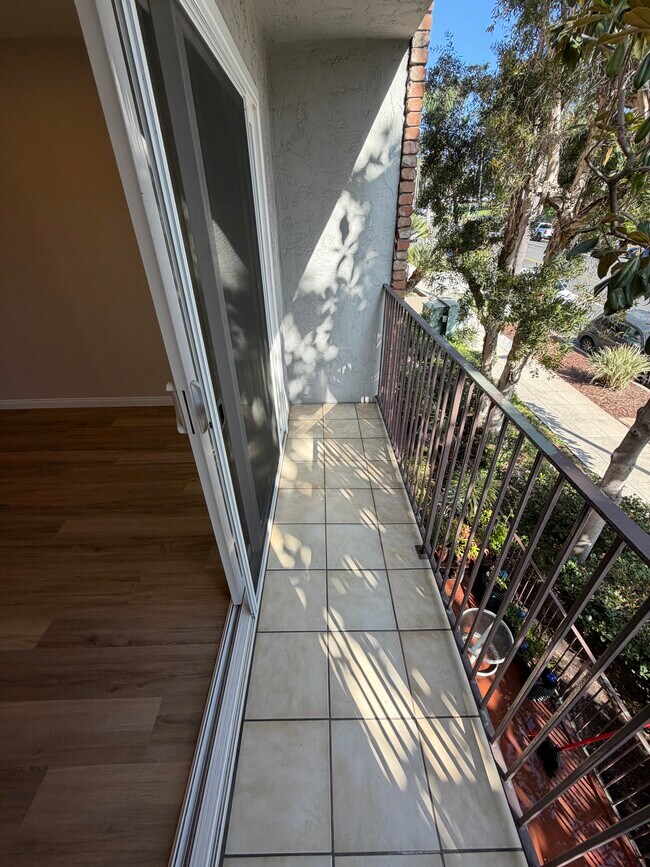 Building Photo - 540 Hawthorn St