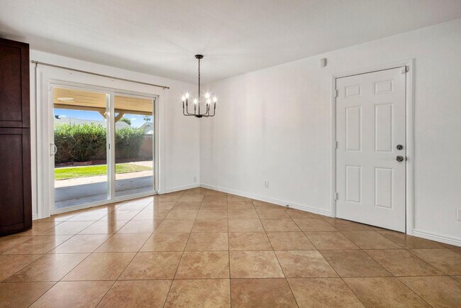 Building Photo - 8323 E Montecito Ave