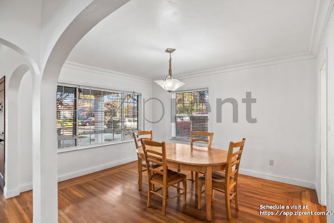 Building Photo - 855 N 17th St