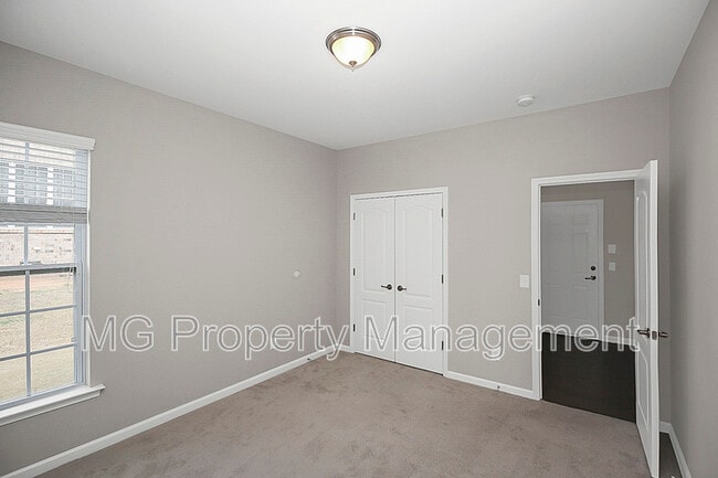 Building Photo - 15111 Brannock Hills Dr