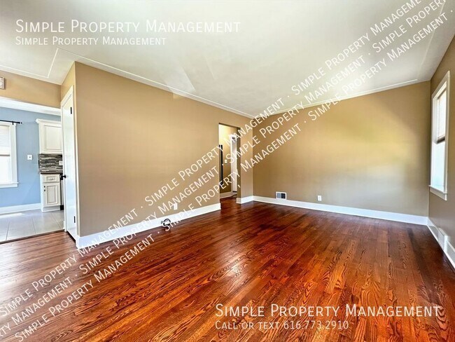 Building Photo - 367 Glenhaven Ave NW
