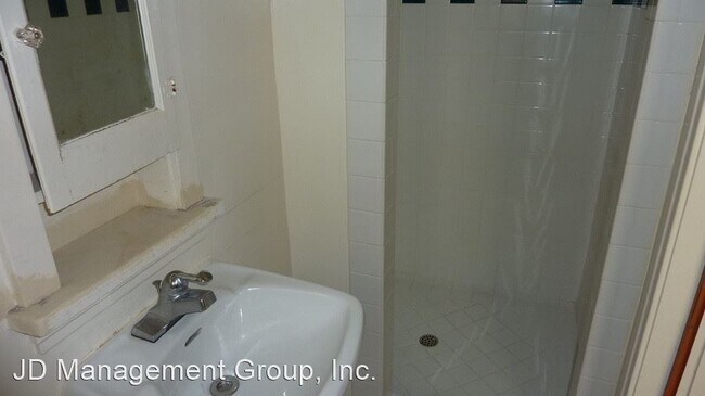 Building Photo - 2555 Virginia St