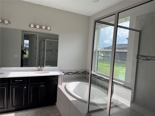 Building Photo - 3964 Carrick Bend Dr
