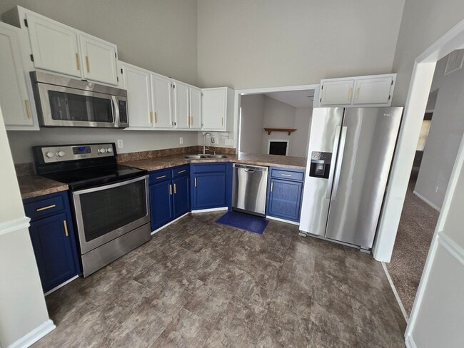 Building Photo - 5616 Bimini Pl