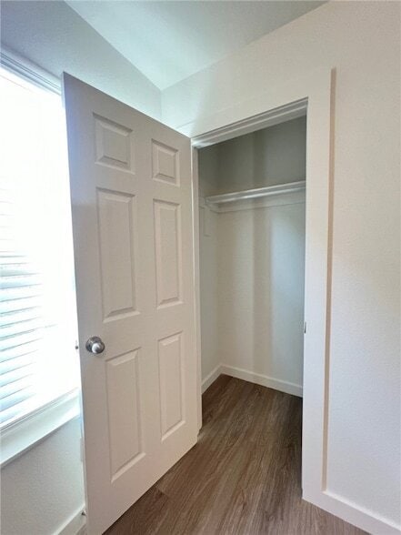 Building Photo - 6804 Toby St