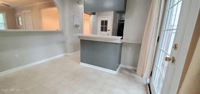 Building Photo - 1123 Brierfield Dr