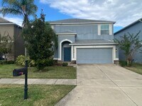 Building Photo - Spacious Waterfront 4BD/2.5BA Single Family Home in Orlando FL!