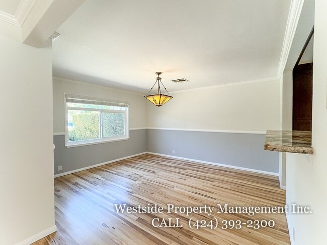 Building Photo - 846 Stanford St