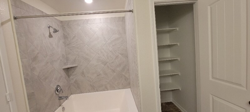 Building Photo - 4421 Venticano Pl