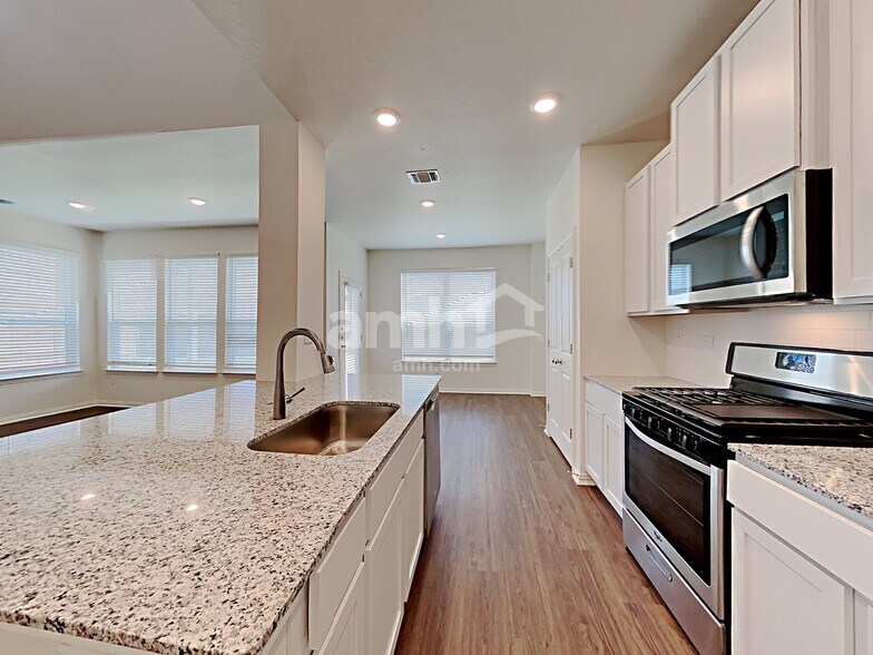 Building Photo - 272 Aspen Waters