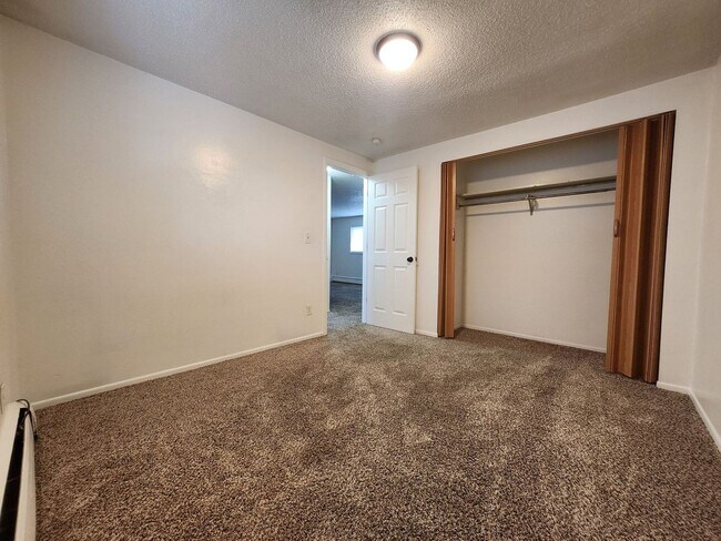 Building Photo - 7140 Alegre Cir