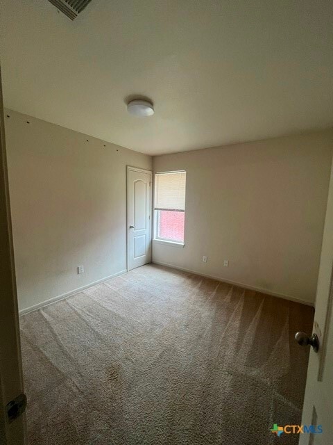 Building Photo - 407 Brittney Way
