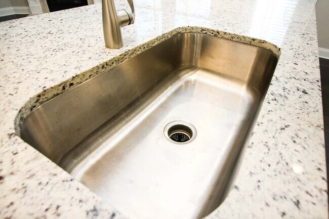 Building Photo - 3152 Anstey Ln