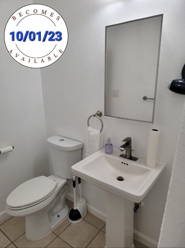 Building Photo - 21800 CA-140