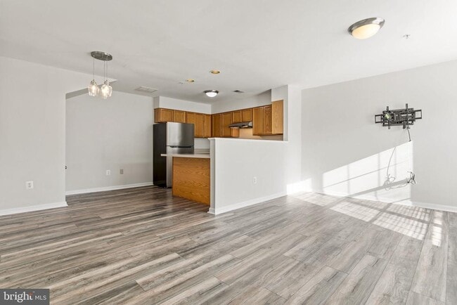 Building Photo - 5089 Stapleton Terrace