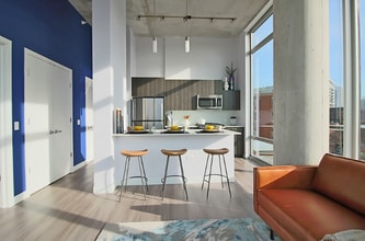 Building Photo - 745 N Carpenter St