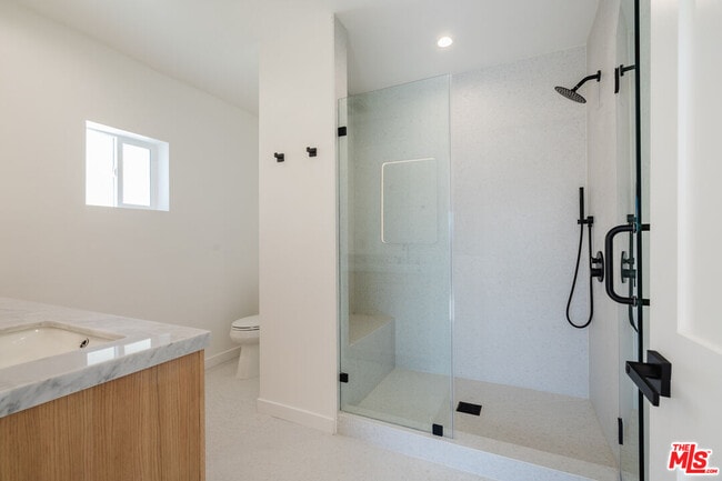 Building Photo - 6763 Lexington Ave