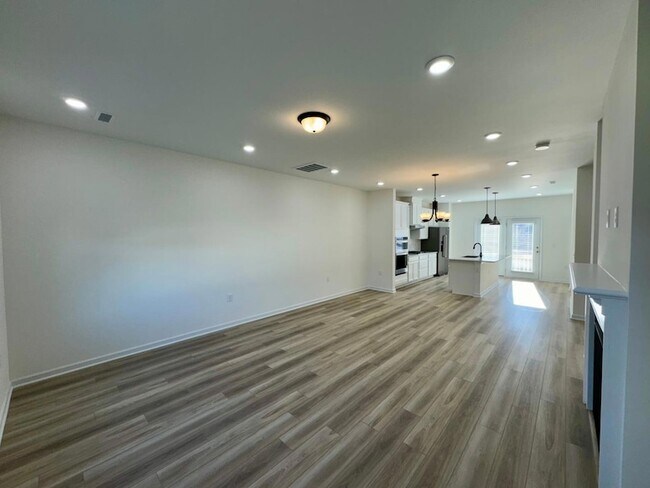 Building Photo - 430 Sustainable Wy