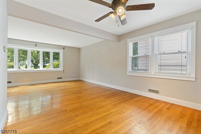 Building Photo - 105 Berkeley Ave